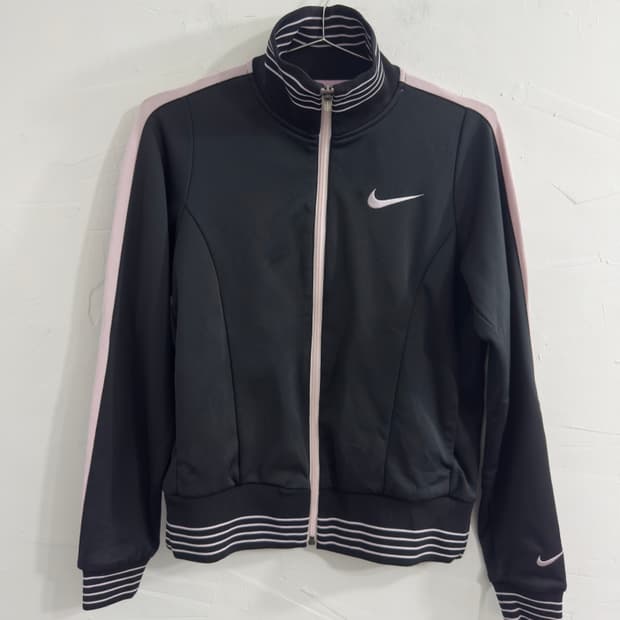 nike pink line jersey