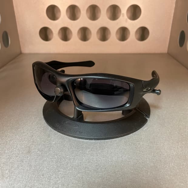 오클리 Monster Pup 몬스터펍 (2006)