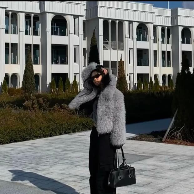 아뜰리에 에디션 퍼 자켓