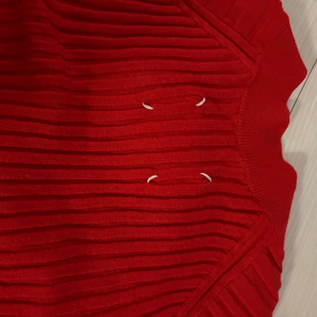 Maison margiela 브이넥 니트 s