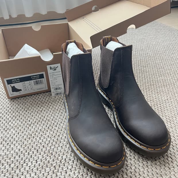 닥터마틴 첼시 부츠(닥터마틴 2976 YS 다크 브라운)