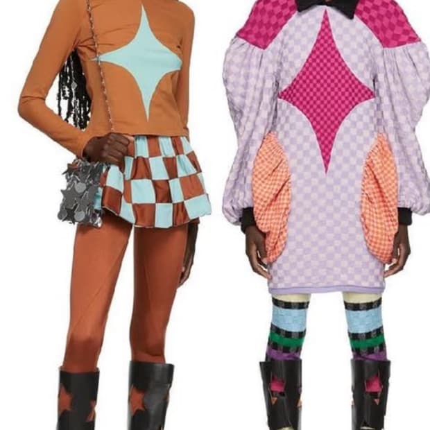 안드레이 그로나우 브라운 티셔츠