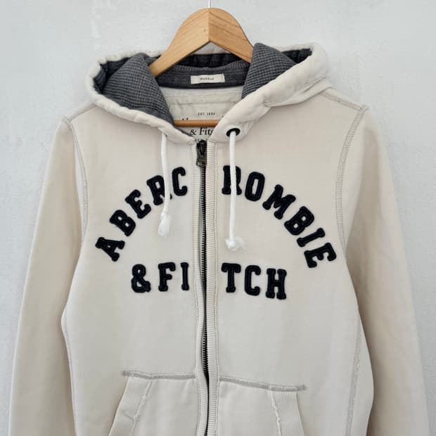 아베크롬비 아이보리 후드집업