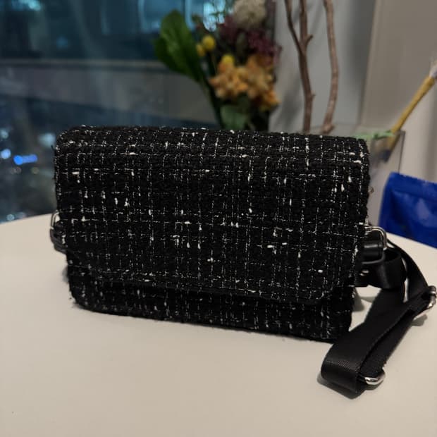 에이치앤엠 HnM 트위드 미니 크로스 백 가방