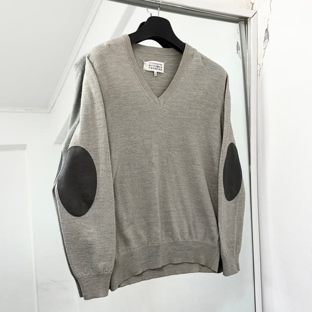 메종 마르지엘라 엘보 패치 니트