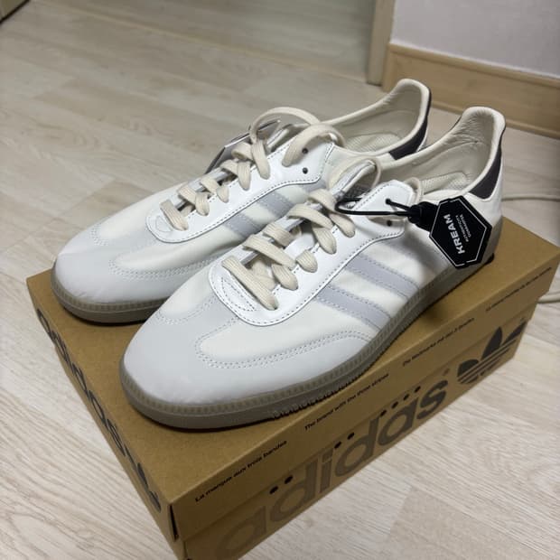 아디다스 삼바 데콘 코어 화이트 차콜 275 (새상품)