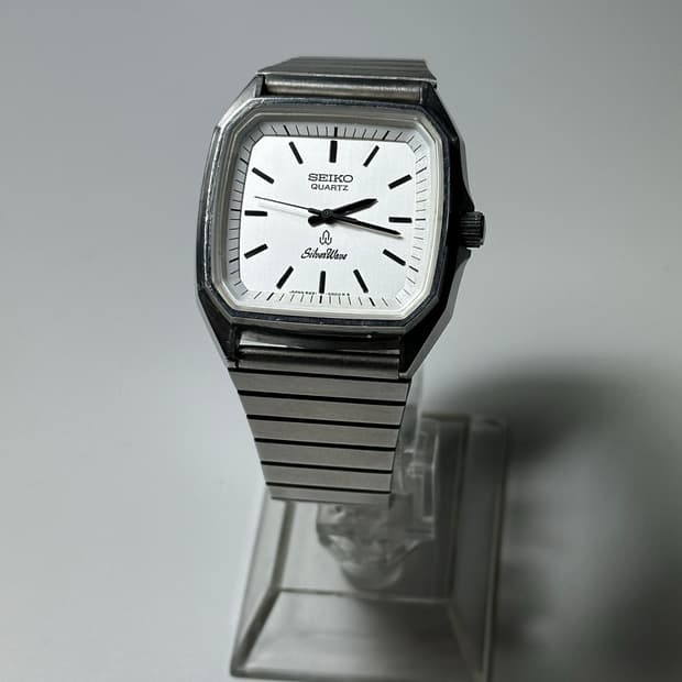 SEIKO quartz silverwave
