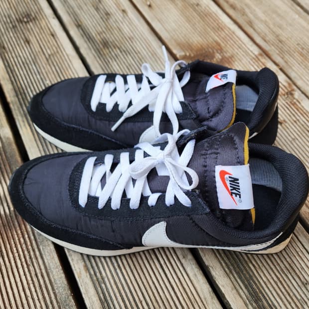 나이키 에어 테일윈드 79 화이트 블랙 487754-012(265)