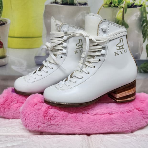 KYU 피겨스케이트 200 규 스케이트 LB76