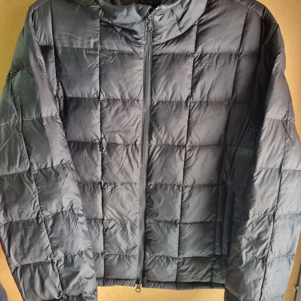 무신사스탠다드 남성 경량패딩