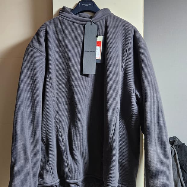 브라이언 지메네즈 터틀넥 니트맨투맨 정품 149만짜리