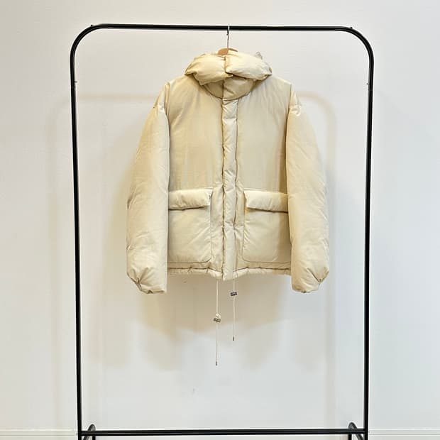 오라리 다운 자켓 