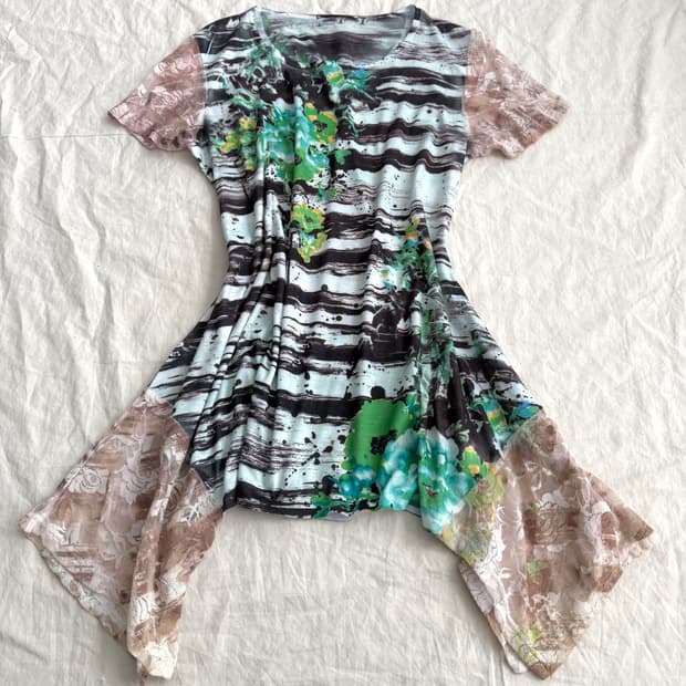 너드 페어리 오리엔탈 반팔 미니 원피스