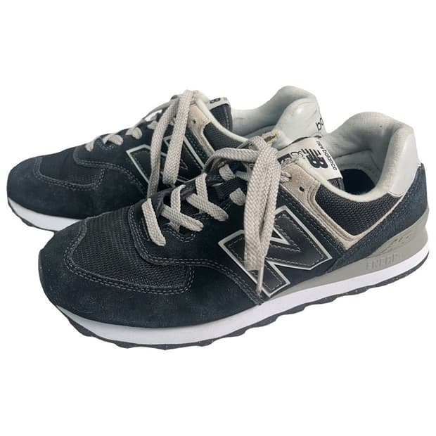 NEW BALANCE 574 클래식 블랙 스니커즈 275