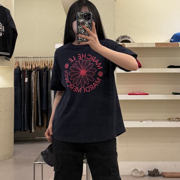 마르디 메크르디 플라워 그래픽 반팔 티셔츠 U1662