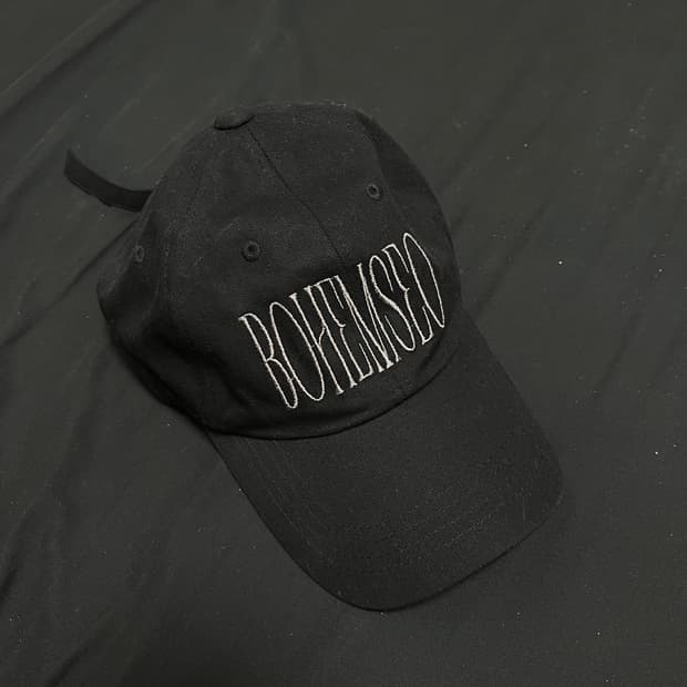 보헤미안서울 시그니처 로고 볼캡