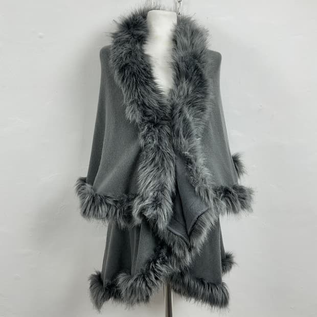 Fur Trim Grey Cape