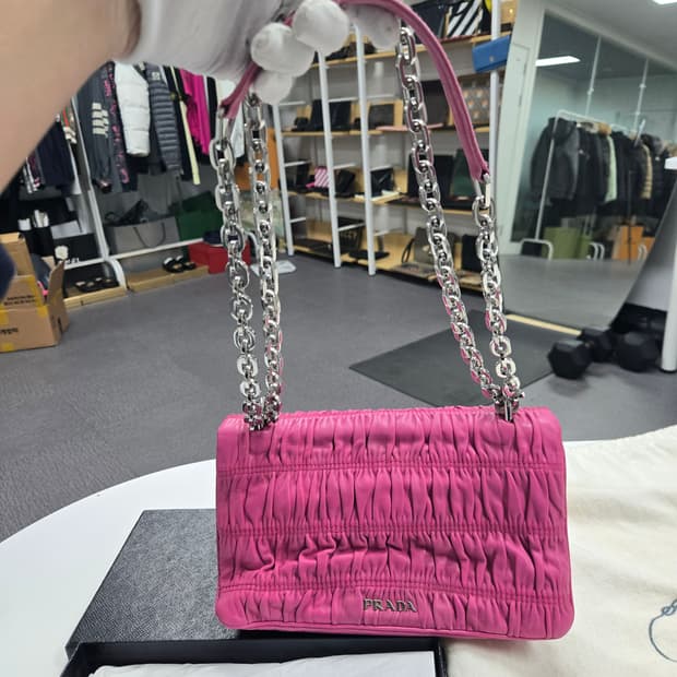 [A급컨디션]프라다 고프레 숄더백