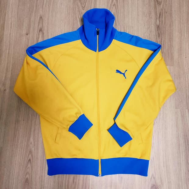 푸마 트랙탑