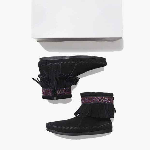 MINNETONKA - FRINGE NAVAJO BOOTS