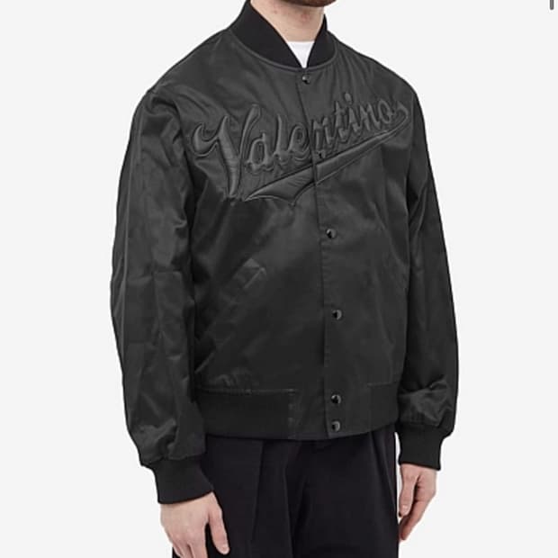 [M] 발렌티노 남성 로고 자수 패치 코튼 봄버 자켓 2V3CIM1690