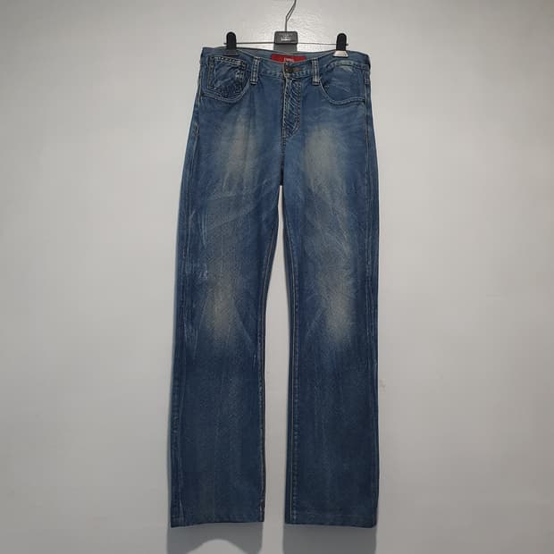 에비수 시그니처 자수 로고 디스트레스드 워싱 클래식 데님 팬츠 청바지