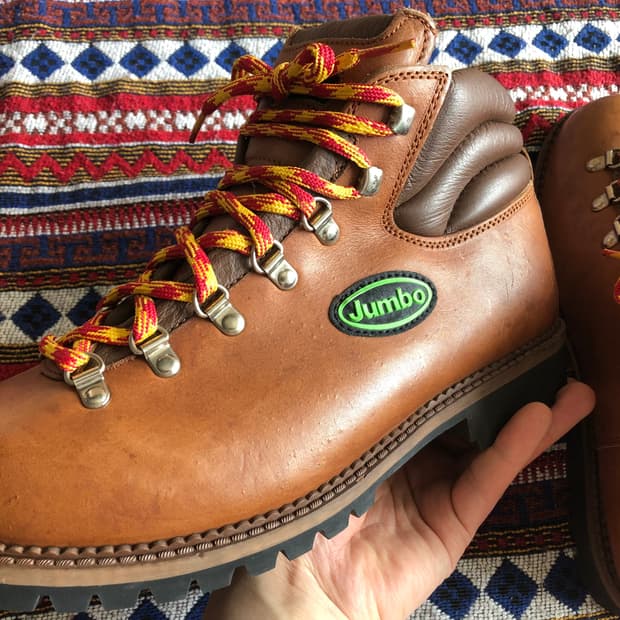 점보 통가죽 등산화 270 미사용