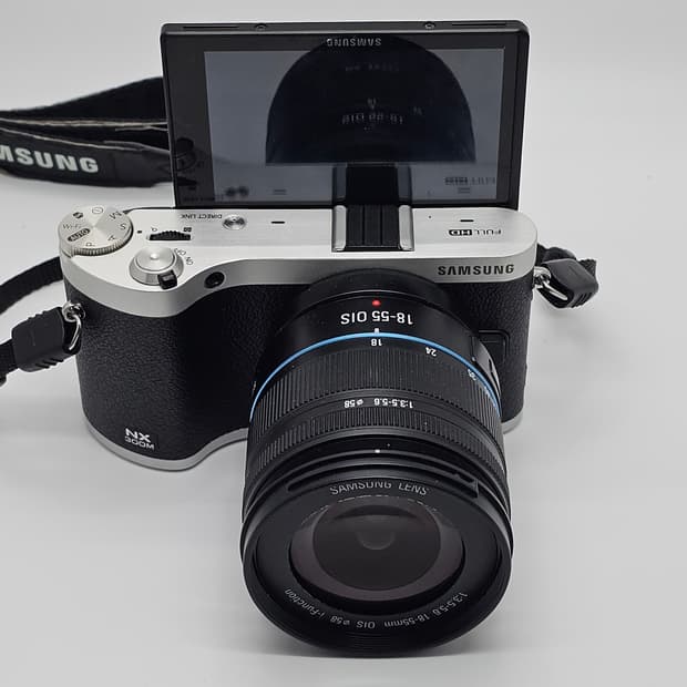 삼성 NX300M 미러리스 카메라 블랙