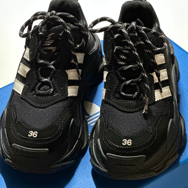 36) 발렌시아가 아디다스 트리플s
