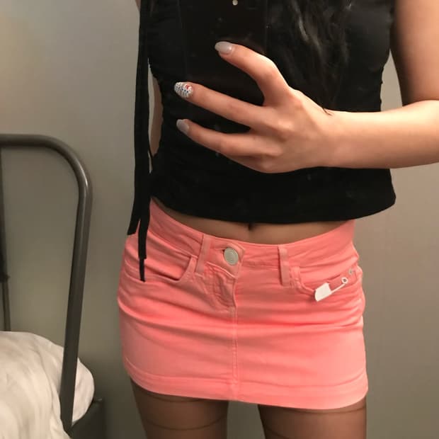 Calvin Klein 캘빈클라인 갸루 핑크 초미니스커트