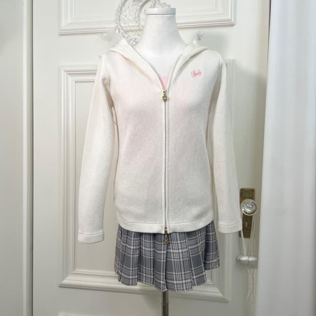 white pink embroidery 2-way spring hoodi