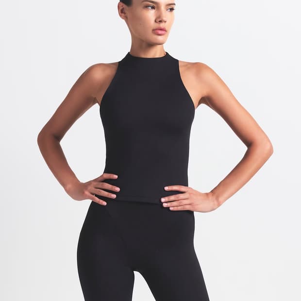 나이키 스킴스 레이서백 탱크 탑 (새상품)