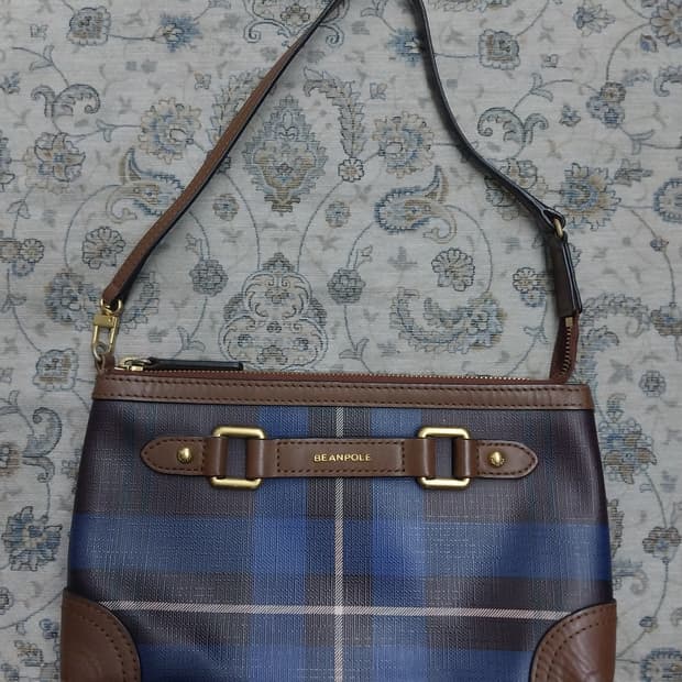 빈폴 미니 체크 숄더백 F