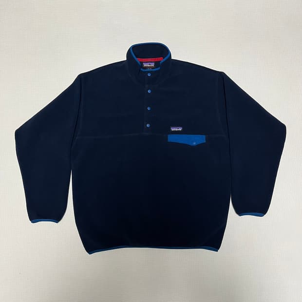파타고니아 신칠라 네이비 블루