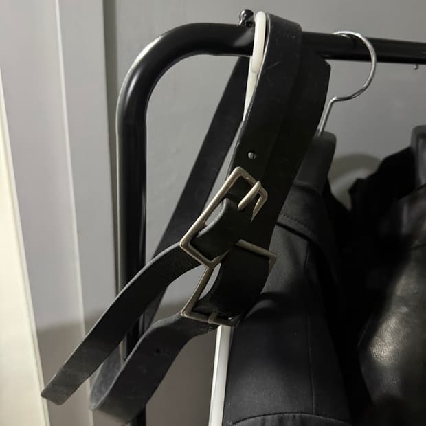 캐롤 크리스찬 포엘 더블 버클 벨트