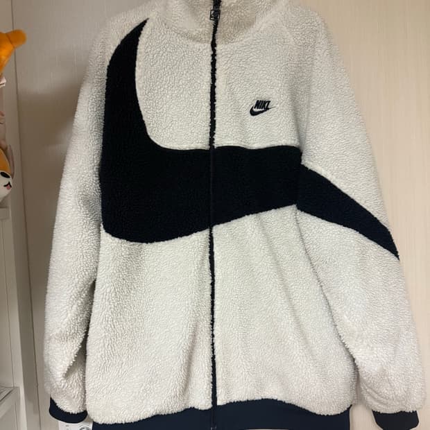 나이키 빅 스우시 리버시블 후리스