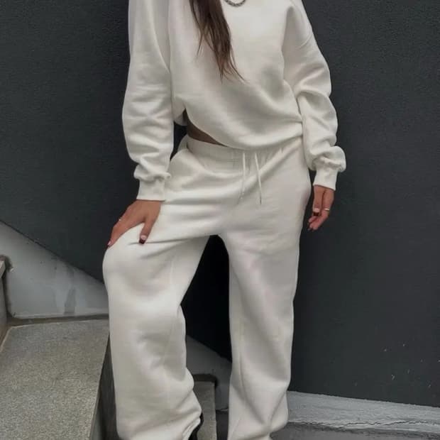 베리시 이지스웻 팬츠 화이트 m구함(기모)