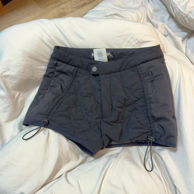 미스치프 퀄팅 반바지