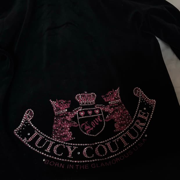 쥬시꾸뛰르 블랙 벨벳 후드집업