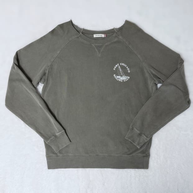 Good rock speed 데미지 세일러 맨투맨