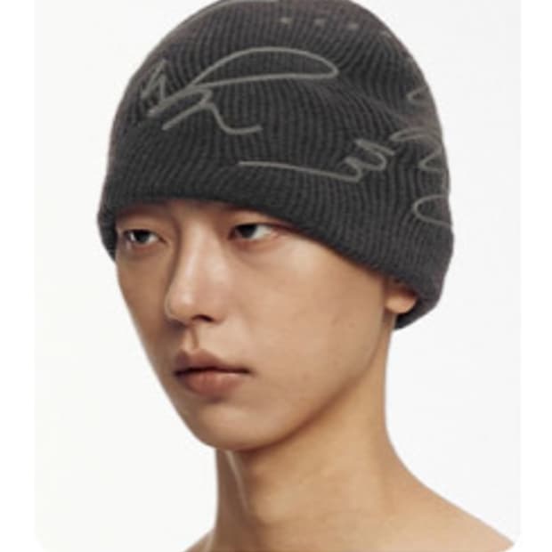 Nache abstract beanie charcoal