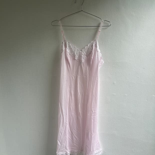 연분홍 슬립드레스 
