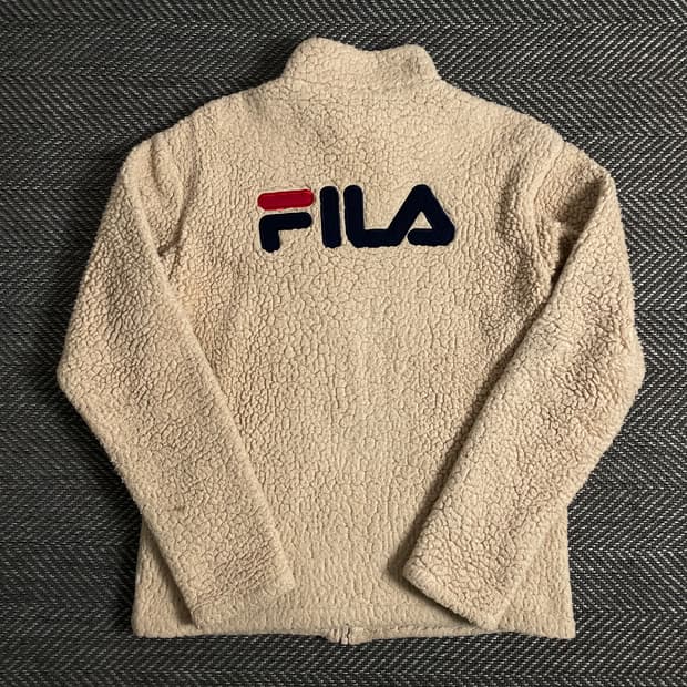 필라 빅로고 미니멀 양털 플리스 자켓o 3053