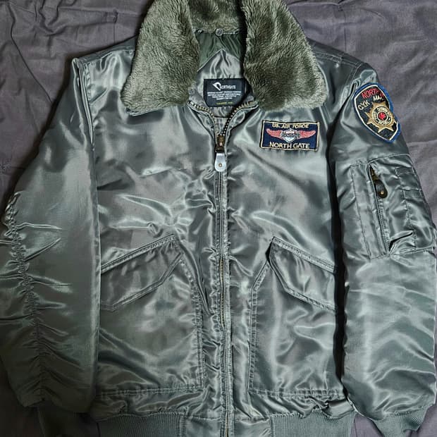 NORTHGATE US 항공점퍼