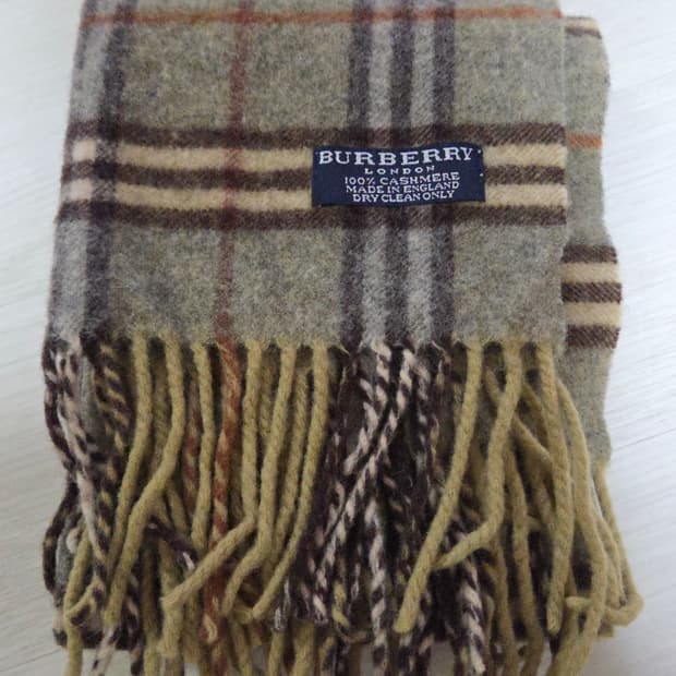 버버리 노바체크 캐시미어 머플러