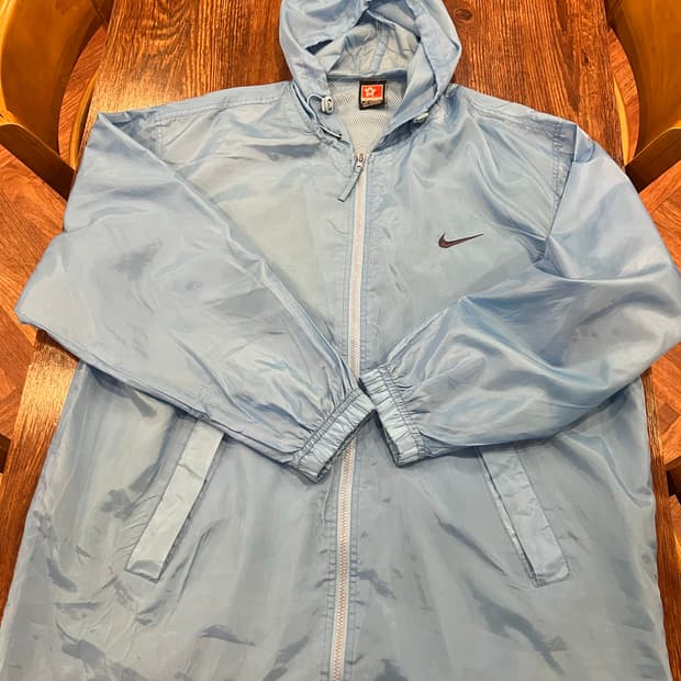 스카이 블루 바람막이 2xl