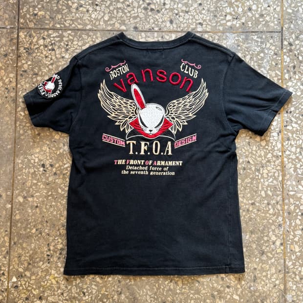 밴슨 T.F.O.A. 자수 반팔 티셔츠(HT7)
