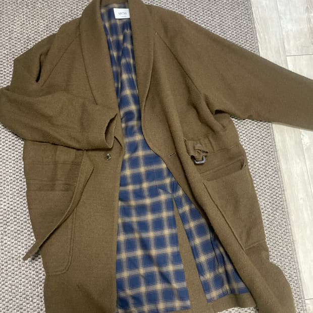 Unitus wool coat