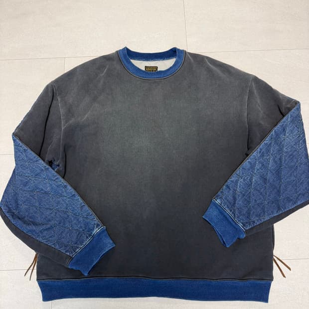 캐피탈 플리스 X 데님 퀼팅 투톤 빅 스웨트셔츠 인디고