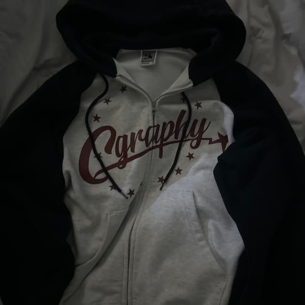 코드그라피 배색 후드집업